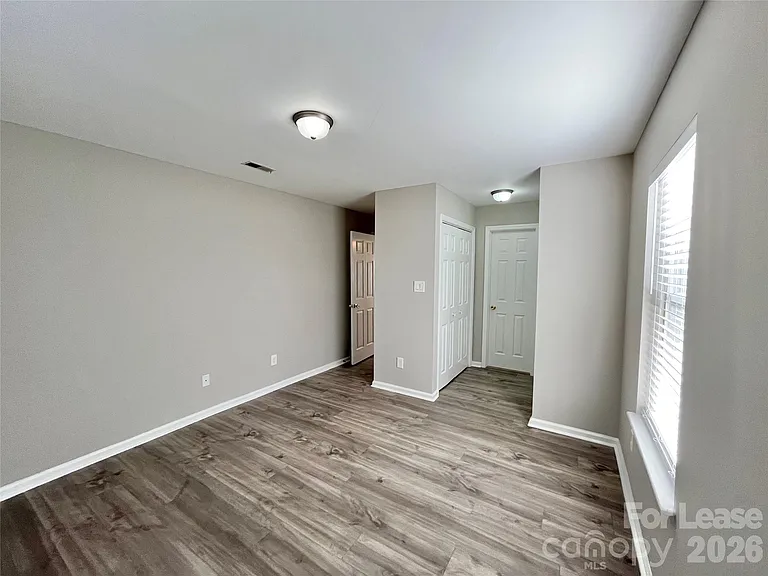 2901 Iron Gate Ln — Photo 17