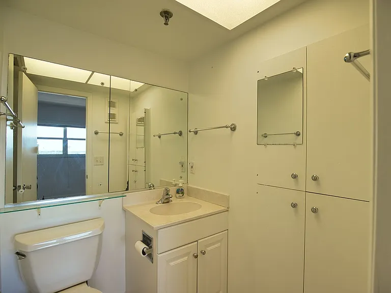 232 Saint Augustine Ave #502 — Photo 21
