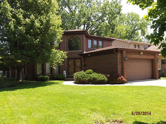 2nd image of 7145 N Keeler Ave