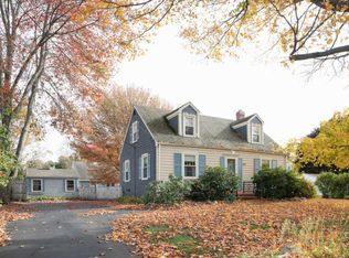 114 Old Post Rd, Kittery, ME 03904