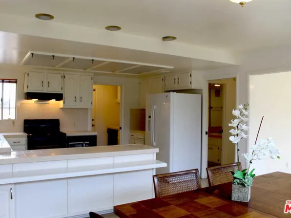 1455 S Genesee Ave, Los Angeles, CA 90019