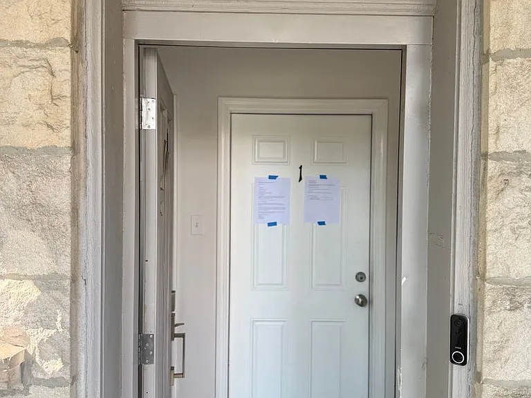 3816 W Polk St — Photo 2