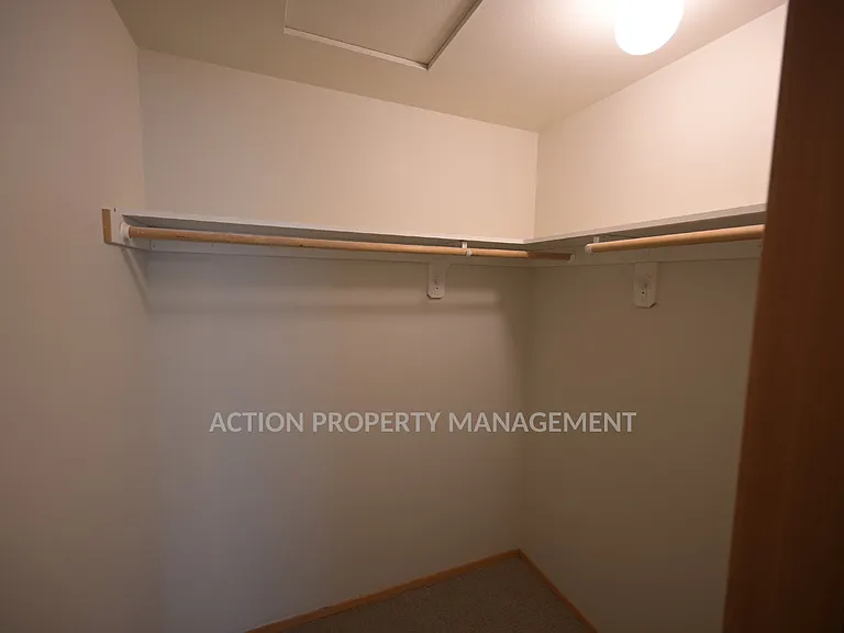 1312 Campbell Ave #8 — Photo 6