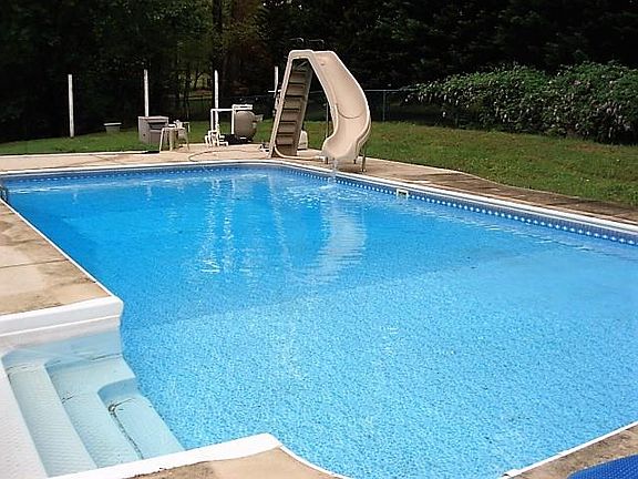 4th image of 811 Lakeland Dr