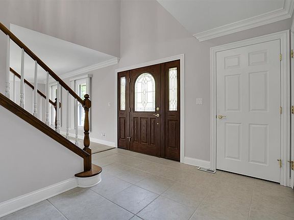 3rd image of 1215 E Vargo Ln