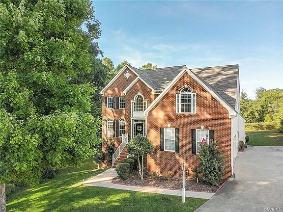 3rd image of 1631 Olan Ct