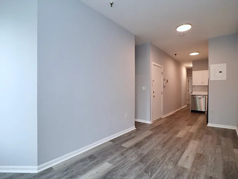 108 Adams St #4 — Photo 7