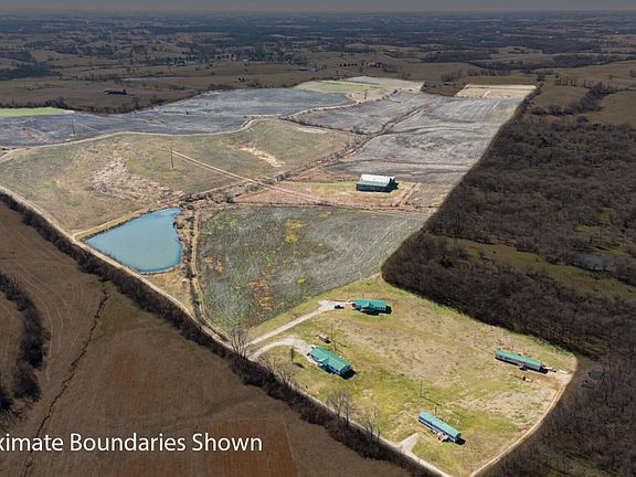 3rd image of 2262 Cane Ridge Rd