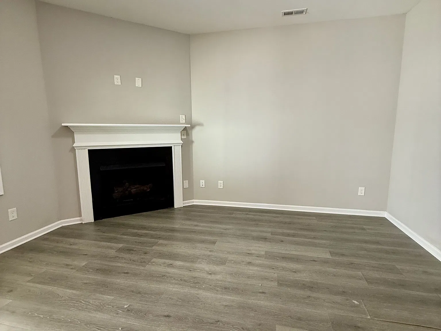151 Cullen Court - 1 — Photo 4
