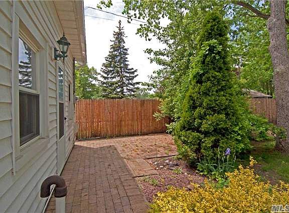 2nd image of 24 Catherine Ave