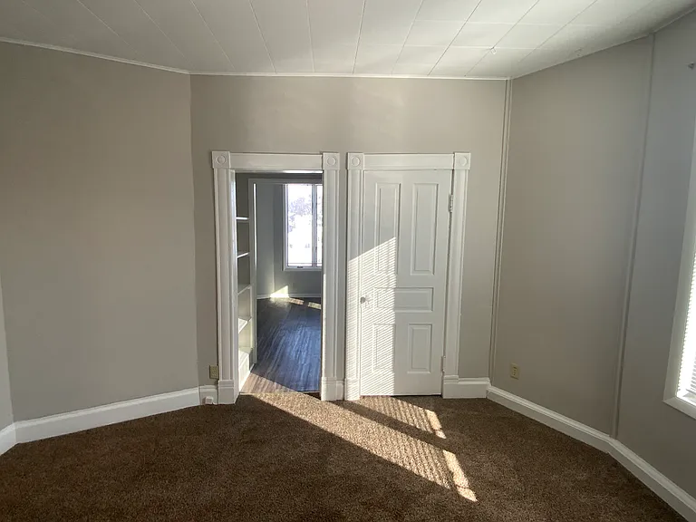 1725 John Ave — Photo 24