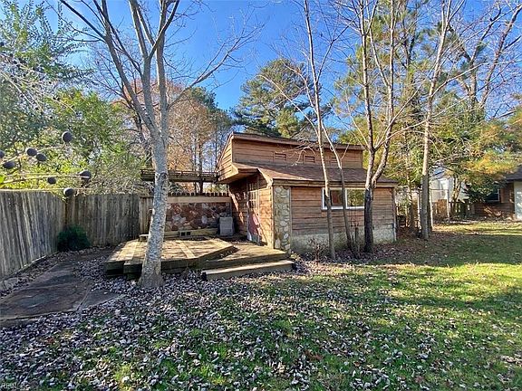 2nd image of 504 Maynor Dr