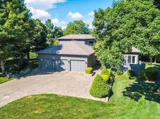 36 Waterford Ct, Granville, OH 43023