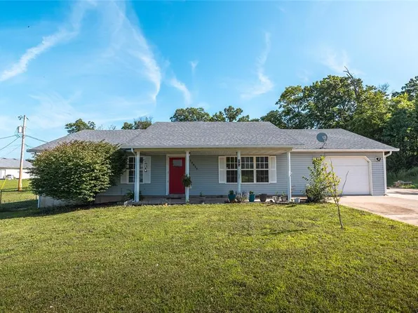 14615 Hobby Dr, Saint Robert, MO 65584