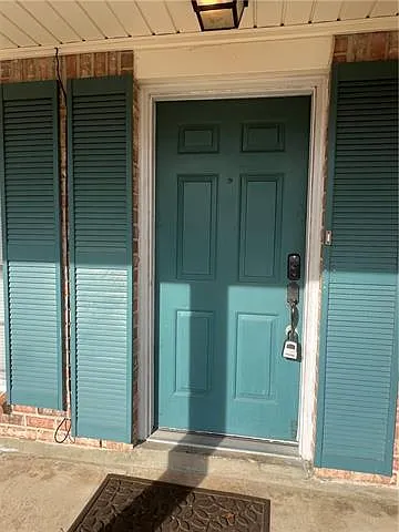 Building Photo - 308 Raleigh Dr