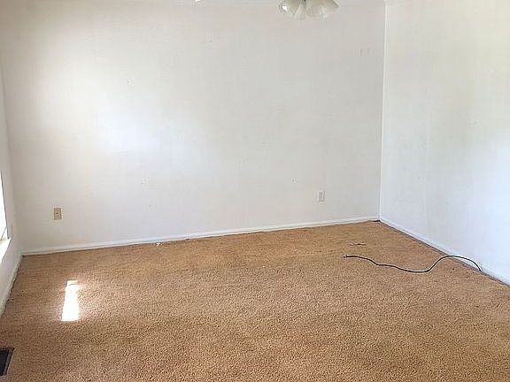 3rd image of 10809 Dungarvon Ct