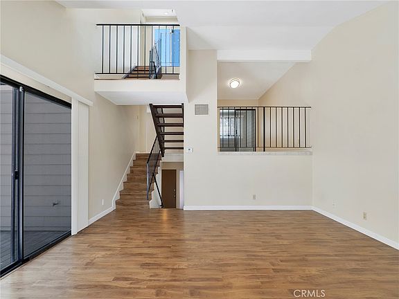 3rd image of 1184 S Westlake Blvd #D