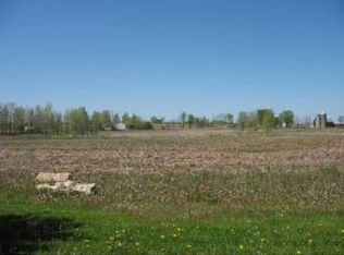 Willow Rd, Green Bay, WI 54311