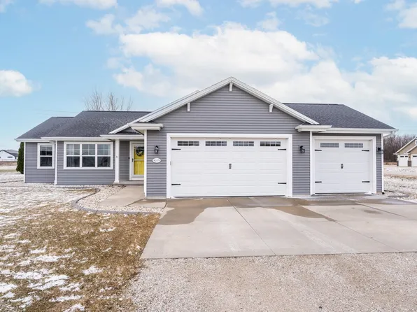 W2179 Tim Dr, Brillion, WI 54110