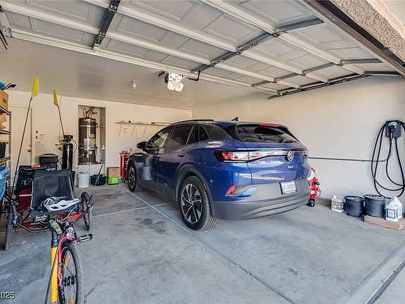 2nd image of 8133 Shady Glen Ave