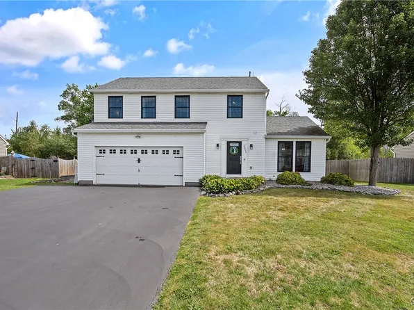 5351 Jillian Ln, Brewerton, NY 13029