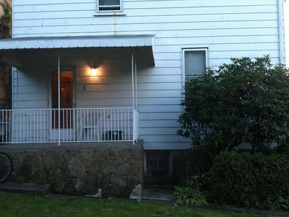 4th image of 607 7th St
