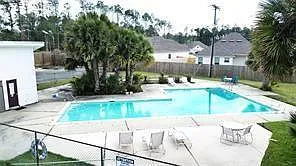 2 bed, 2.0 bath, 1200 sqft, $1,300 — Photo 3