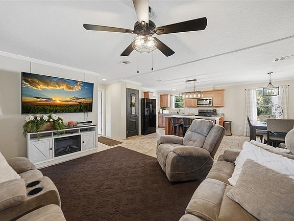 3rd image of 2465 SW Kleis Dr