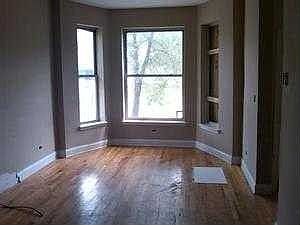 1st image of 4450 W Congress Pkwy #105