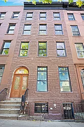84 Clinton Avenue in Clinton Hill