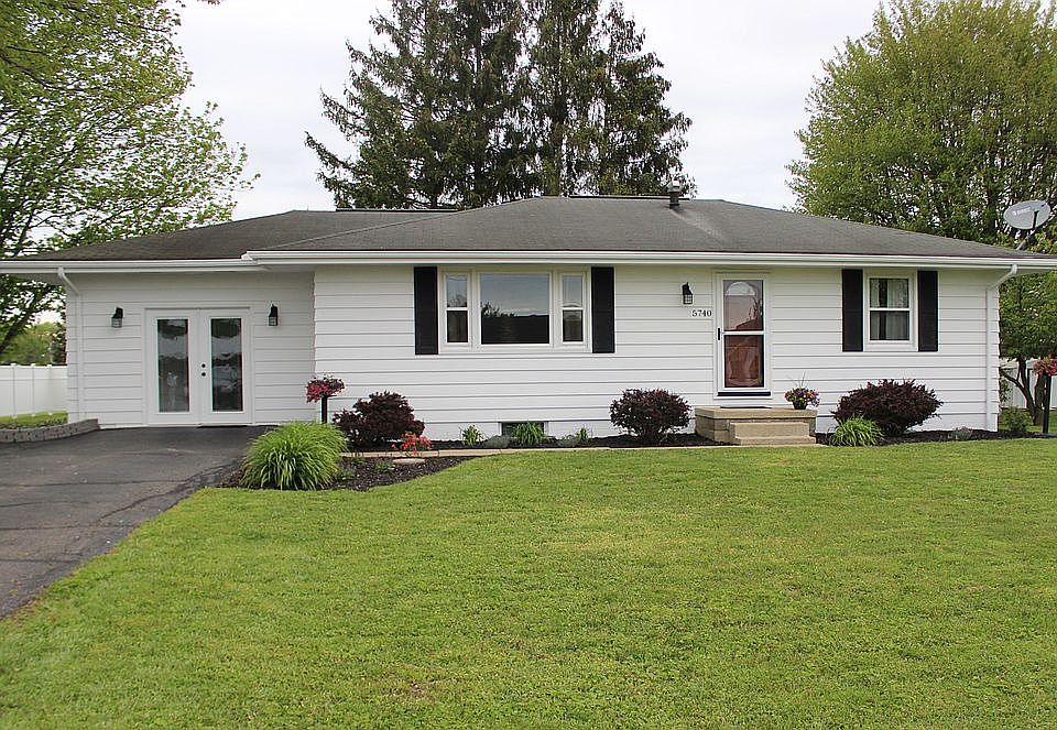 5740 Hamill Road, Albany, OH