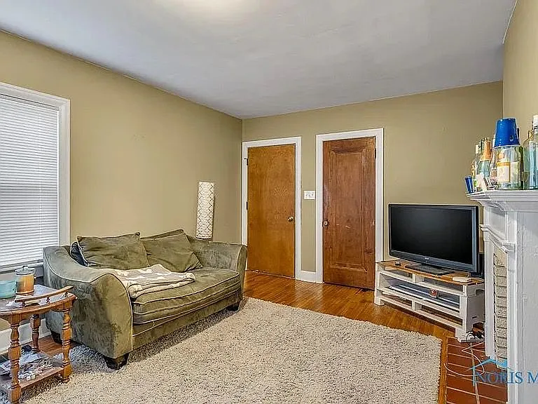 2115 Kensington Rd #1 — Photo 7