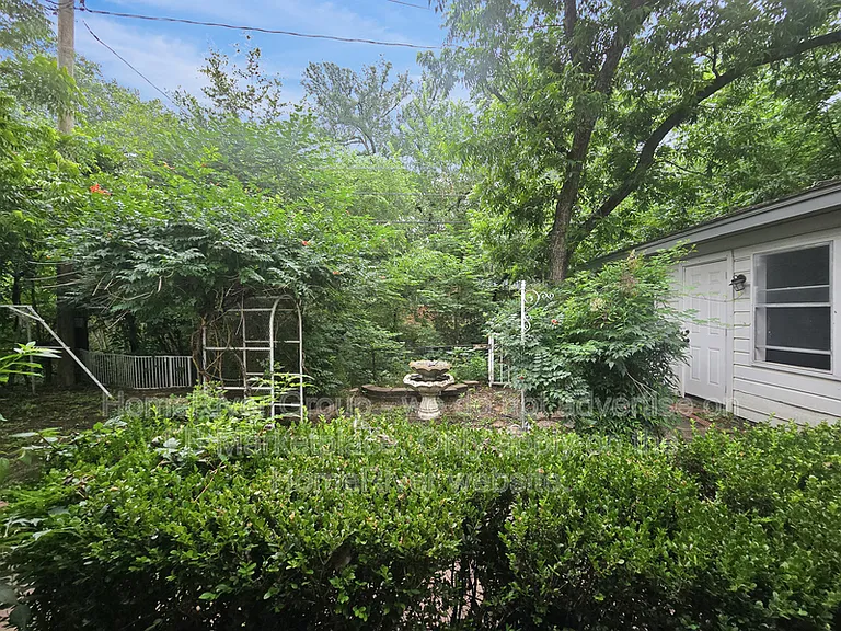 3002 Friendswood Dr — Photo 18