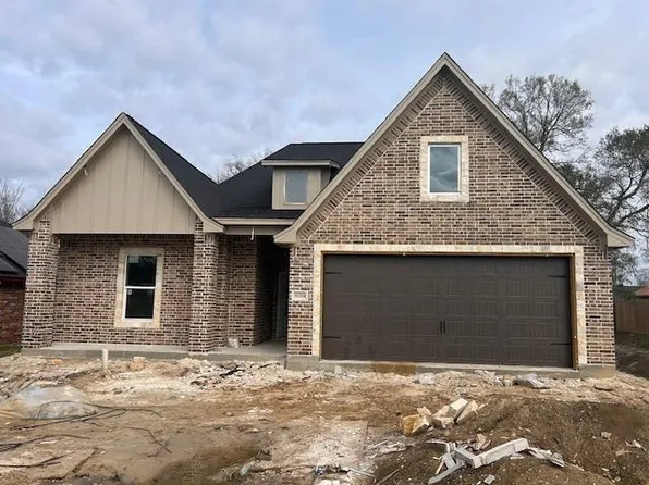 9204 Riggs St, Beaumont, TX 77707