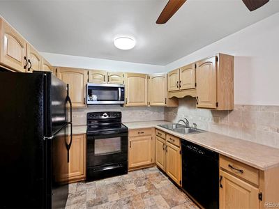 725 S Alton Way Bldg 30 #8B, Denver, CO, 80247