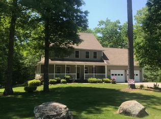 23 Pepper Ridge Dr, Belchertown, MA 01007