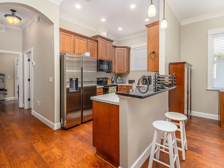 212 W Belmar St #A — Photo 13