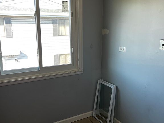 3rd image of 1111 Stoughton Ct #1111
