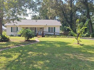 201 S Marsh Dr, Livingston, TX 77351