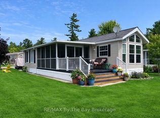 15 Kenora Trl, Wasaga Beach, ON L9Z2M2