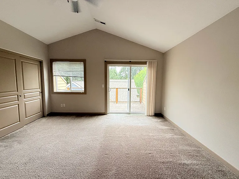 9554 SW 153rd Ave — Photo 15