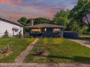 1138 W Maple St, Lansing, MI 48915