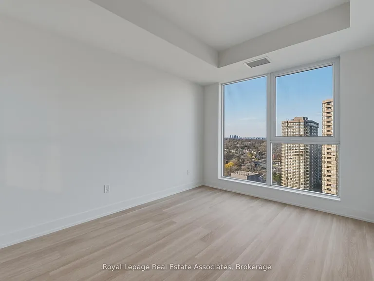 25 Cordova Ave #1714 — Photo 6