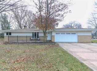 7741 Ragall Pkwy, Middleburg Heights, OH 44130