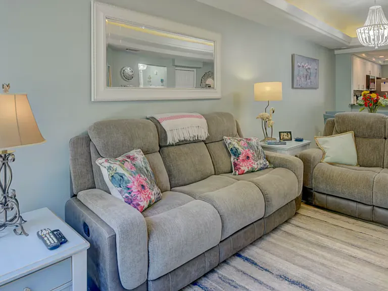 100 Palm Harbor Pkwy #16 — Photo 9