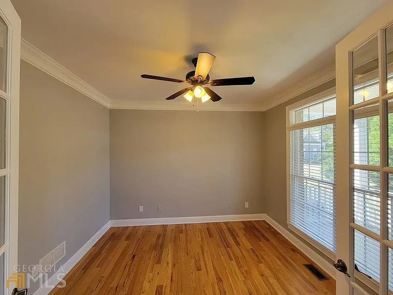 125 Farmington Dr — Photo 7