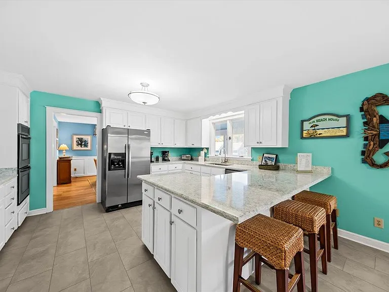 2714 Bayonne St — Photo 4