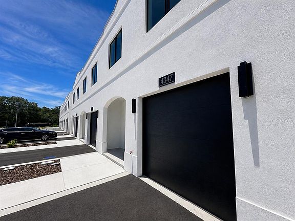 3rd image of 4347 CAMBIO GARDENS COURT