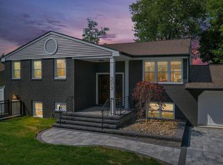 3012 Chapel Ave W, Cherry Hill, NJ 08002