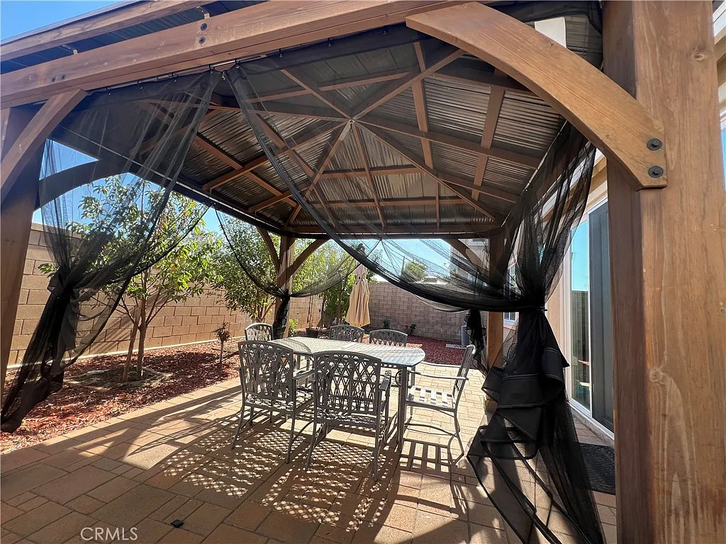 4 bed, 3.5 bath, 2947 sqft, $4,200 — Photo 4